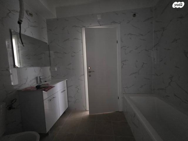 דירה, עיר היין, אשקלון