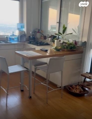 דירה, ניסים אלוני, צמרות איילון, פארק צמרת, תל אביב יפו