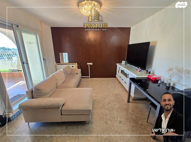 מרדכי אלקחי 19