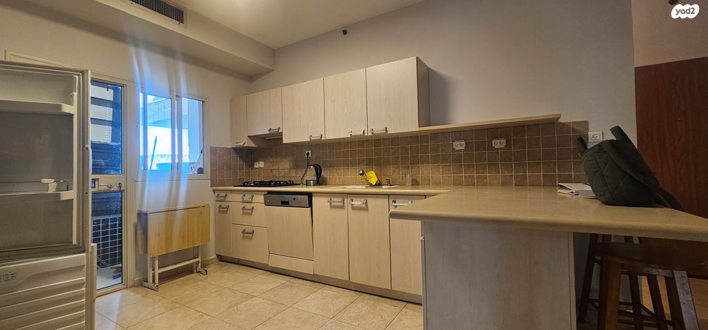 דירה, צמרות 12, צמרות, הרצליה