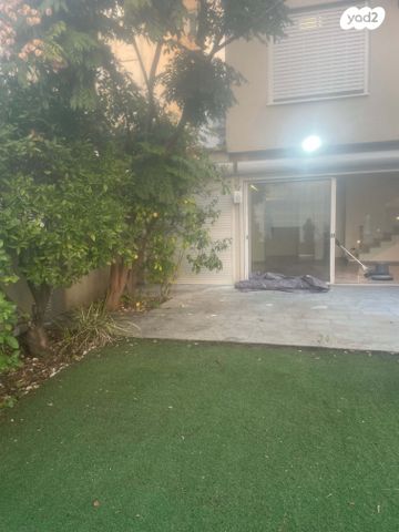 בית פרטי/ קוטג', אלברט שווייצר, רמת אשכול, חיפה