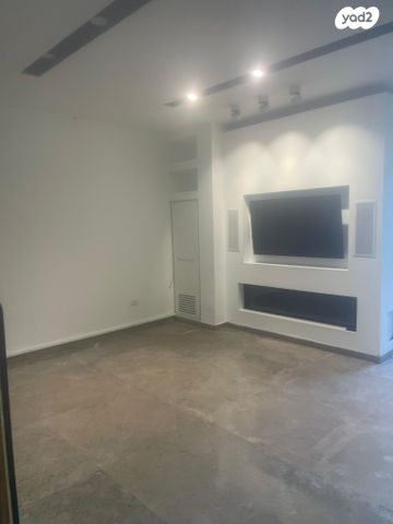 בית פרטי/ קוטג', אלברט שווייצר, רמת אשכול, חיפה