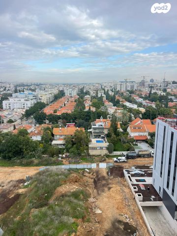 גג/ פנטהאוז, בנימין וולפוביץ', מרכז דרום, רעננה