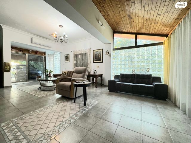 בית פרטי/ קוטג', גבעת שפירא, גבעת שפירא