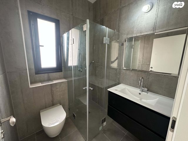 דירה, רעננה