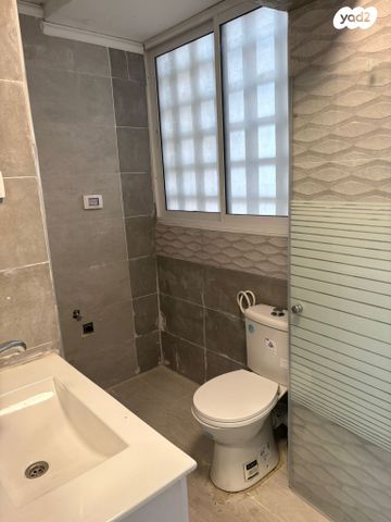 דירה, הבריגדה העברית, גבעת המורה, עפולה