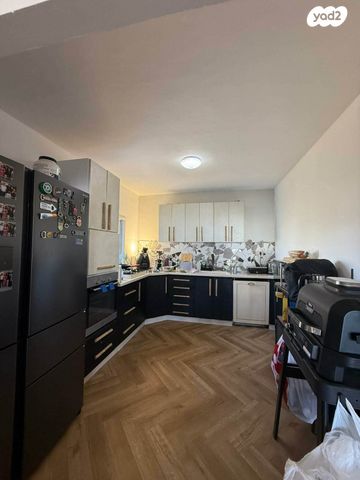 דירה, רעננה