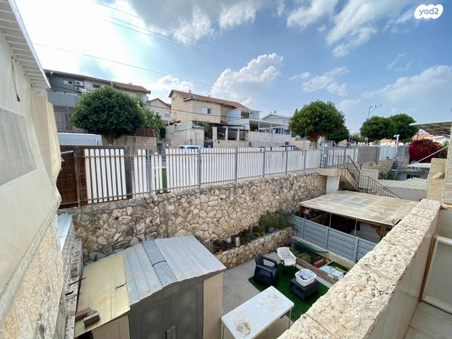 בית פרטי/ קוטג', גבעת שרת, בית שמש