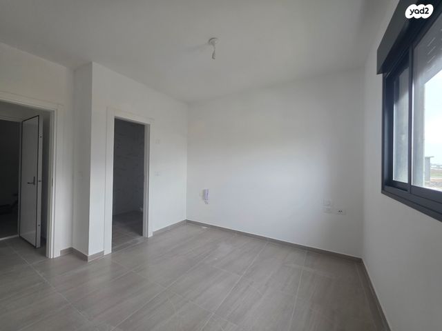 דירה, עיר היין, אשקלון