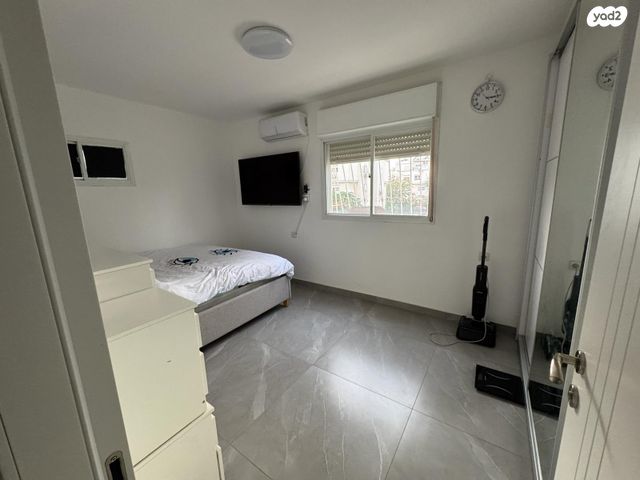 דירה, חללי אגוז, גני אביב, לוד