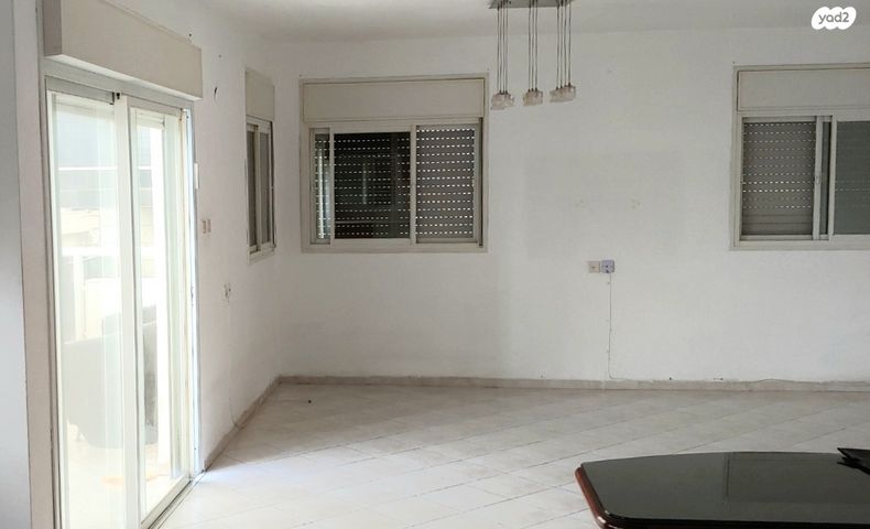 דירה, וייצמן, עיר, מרכז העיר, נהריה