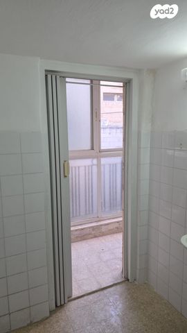 דירה, תל חי 4, קטמון הישנה, ירושלים