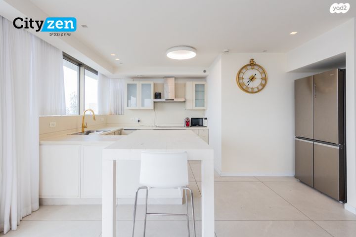 גג/ פנטהאוז, שדרות עובד בן עמי 2, נוף הטיילת, נתניה