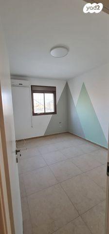 דופלקס, נתן ברניצקי, רמז, מערב ותיק, ראשון לציון