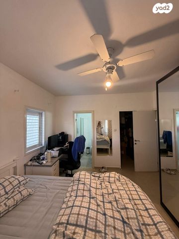 דירה, רעננה