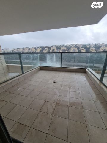 דירת גן, רמת נבון . הר כרמי, כרמיאל