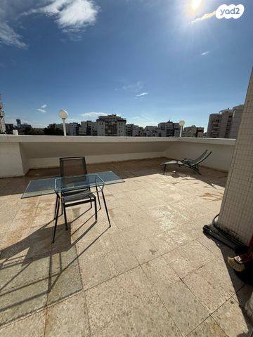 דירה, חיל השריון, נווה חוף, ראשון לציון