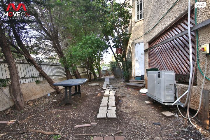 טריפלקס, שדרות בורוכוב, מרכז העיר, קרית אתא