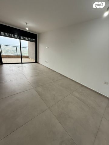 דירה, יערות הכרמל, נופי בן שמן, לוד