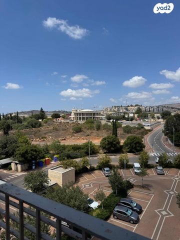 גג/ פנטהאוז, כרמיאל