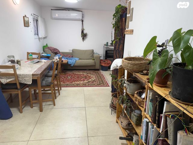 בית פרטי/ קוטג', קדמת צבי