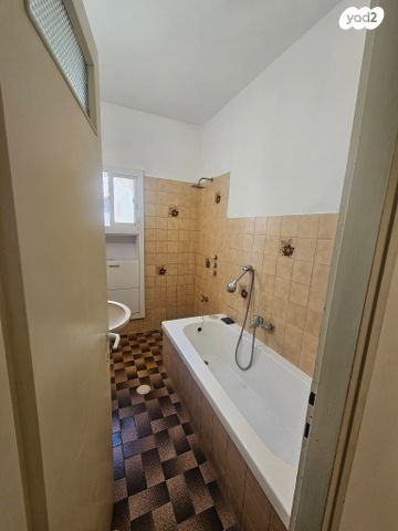 דירה, החי"ל, נגבה, רמת גן