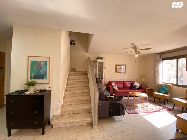 בית פרטי/ קוטג', גבעת שרת, בית שמש