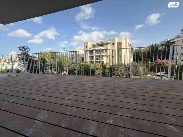 דירה, בן יהודה 47, הרצליה הצעירה, הרצליה