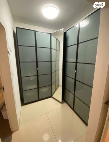 דירה, שדרות אבא חושי, סביוני הכרמל, חיפה