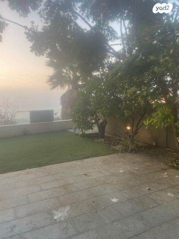 בית פרטי/ קוטג', אלברט שווייצר, רמת אשכול, חיפה