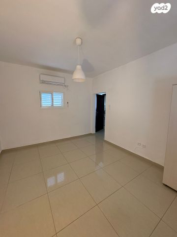 יחידת דיור, חיים וייצמן, מרכז, קרית עבודה, חולון