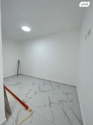 דירה, בורוכוב 10, קרית ים ג', קרית ים