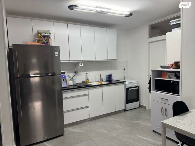 דירה, חללי אגוז, גני אביב, לוד