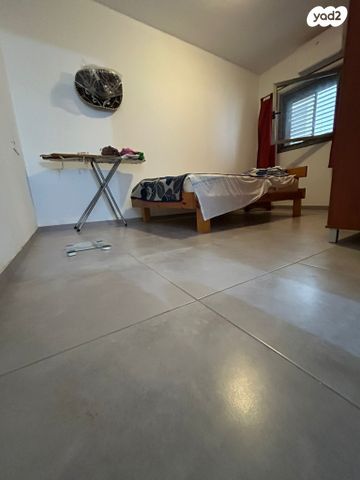 דירה, איתמר, חרוזים, רמת גן