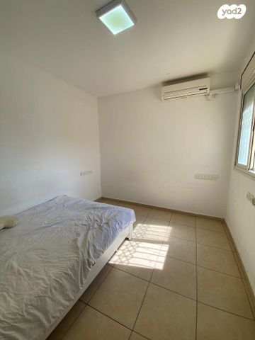 בית פרטי/ קוטג', גבעת שמשון, גן יבנה