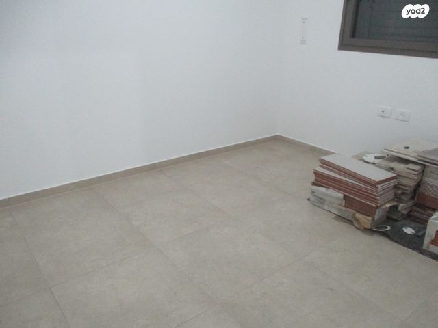 דירה, שדרות אבני החושן 27, כרמי גת, קרית גת