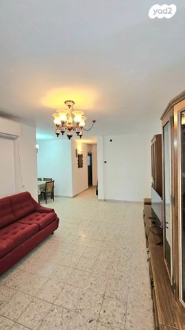 דירה, גיורא יוספטל 39, גיורא, טירת כרמל