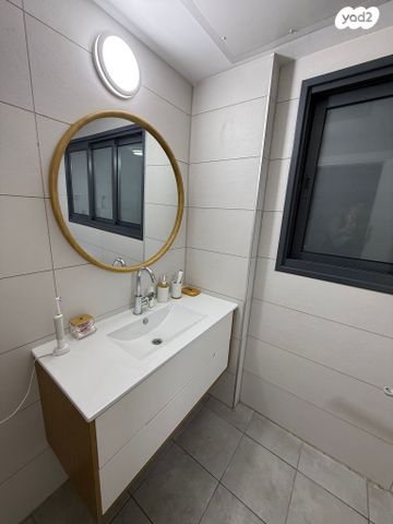 דירה, שלמה המלך 42, צפון מערב מרכז העיר, נתניה