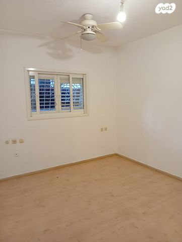 דירת גן, מעלה הצופים, שכונת חשמונאים, מרכז העיר א, רמת גן