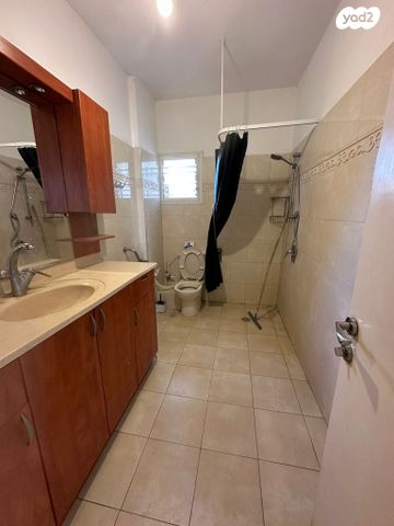 דירה, הרצליה