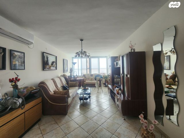 דירה, צוקרמן, נווה אליעזר וכפר שלם מזרח, תל אביב יפו