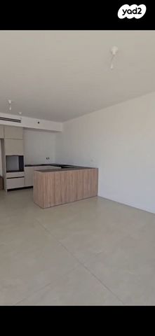 דירה, לויתן, חוף הזהב, נתניה