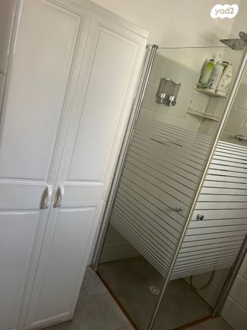 דירה, המסילה, פרדס חנה כרכור