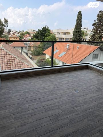 דירה, לוי אשכול, מרכז דרום, רעננה