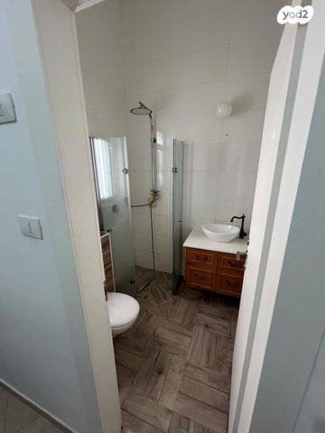 דירה, גדעון האוזנר, רמות הרכס, באר שבע