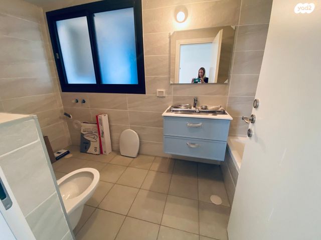 דירה, יונה וולך 7, גרין פארק החדשה, הוד השרון