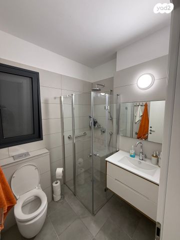 דירה, שלמה המלך 42, צפון מערב מרכז העיר, נתניה