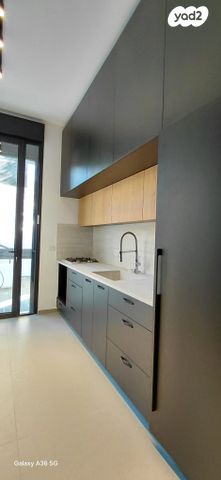 דירת גן, בית שמאי 2, מונטיפיורי, הרכבת, תל אביב יפו