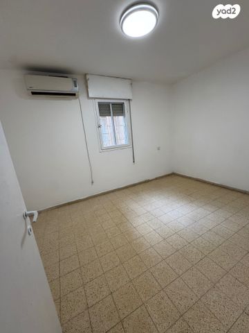 דירה, מוריה, שכונה א', באר שבע