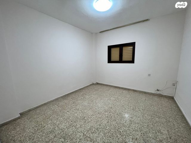 דירה, בן גוריון, מרכז דרום, רעננה